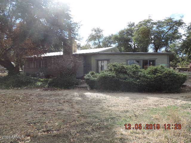 22830 Lakewood Drive - Photo 1 22830 Lakewood Drive - Photo 1
