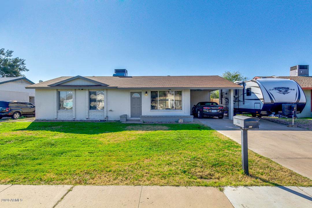 725 Glade Avenue - Photo 1