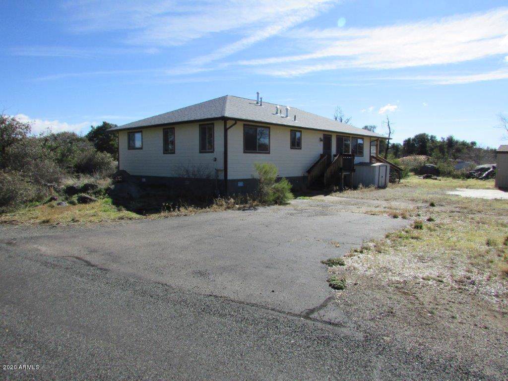 17509 Ridgeway - Photo 1