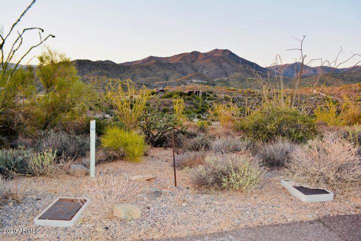 8910 Stanley Thompson Lane - Photo 1