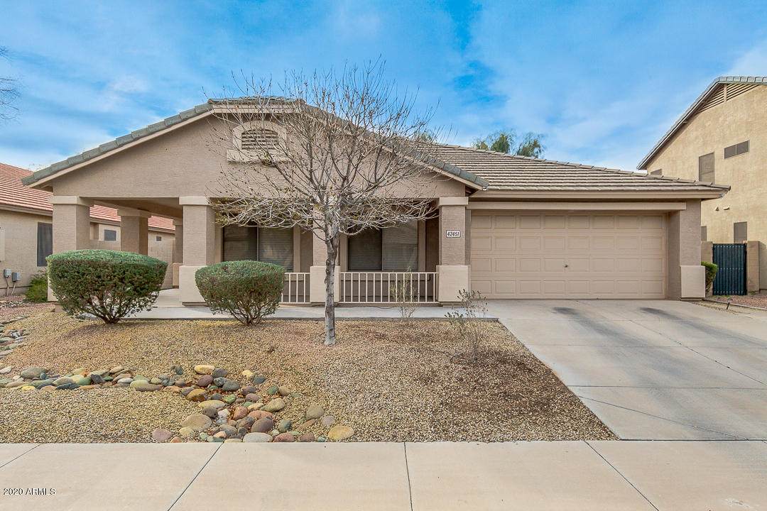 42451 Chisholm Drive - Photo 1