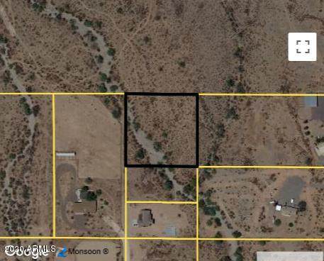 16930 Dale Lane - Photo 1