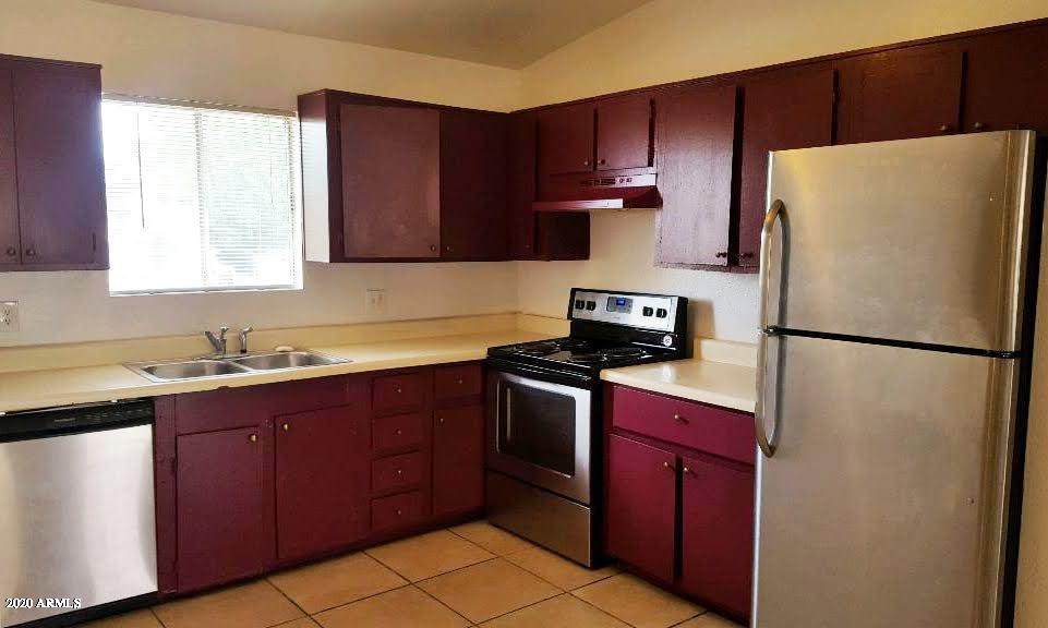 465 Ivyglen Street - Photo 1