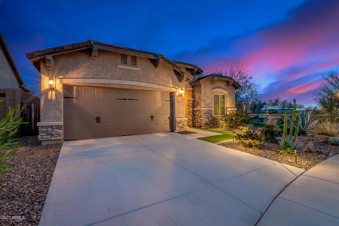 1849 Buckhorn Trail - Photo 1