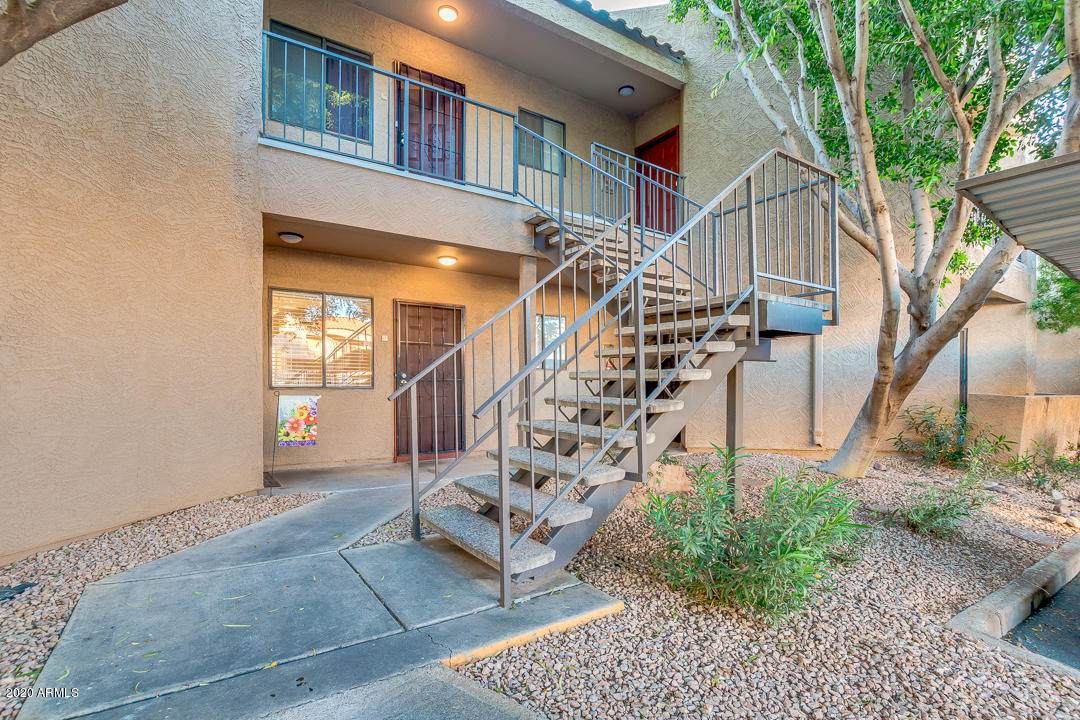 1352 Highland Avenue - Photo 1