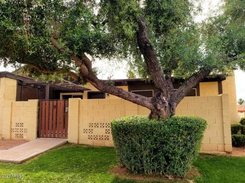 712 Santa Barbara #9 - Photo 1