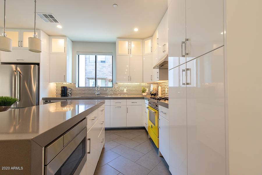 6990 6TH Street - Photo 1