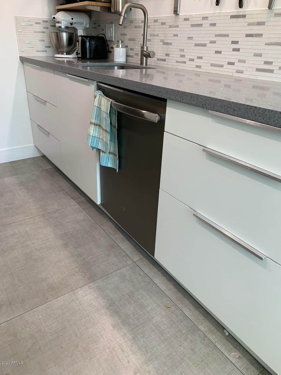 1015 84 Place - Photo 1