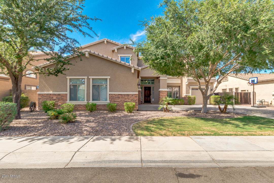 948 Julian Drive - Photo 1