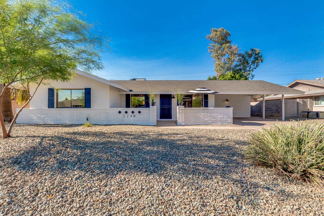 1240 Campus Drive - Photo 1