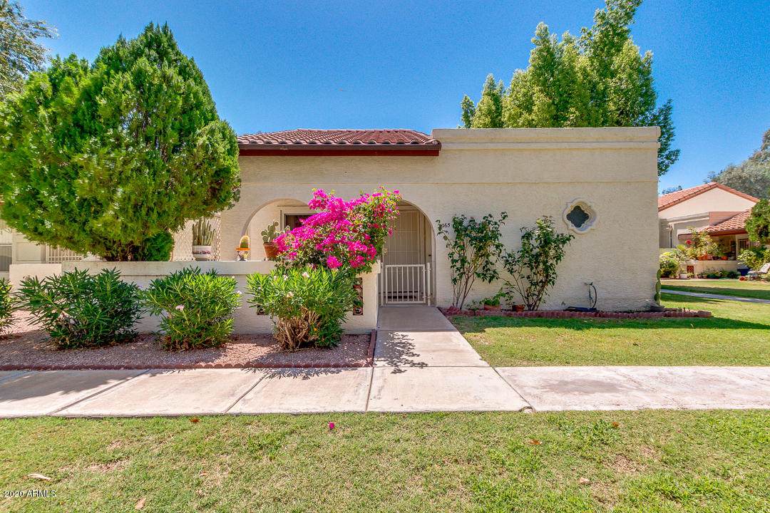 5136 Evergreen Street - Photo 1