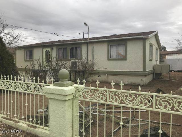 1915 Laura Avenue - Photo 1