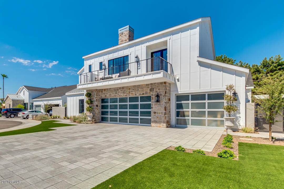 4412 37TH Way - Photo 1