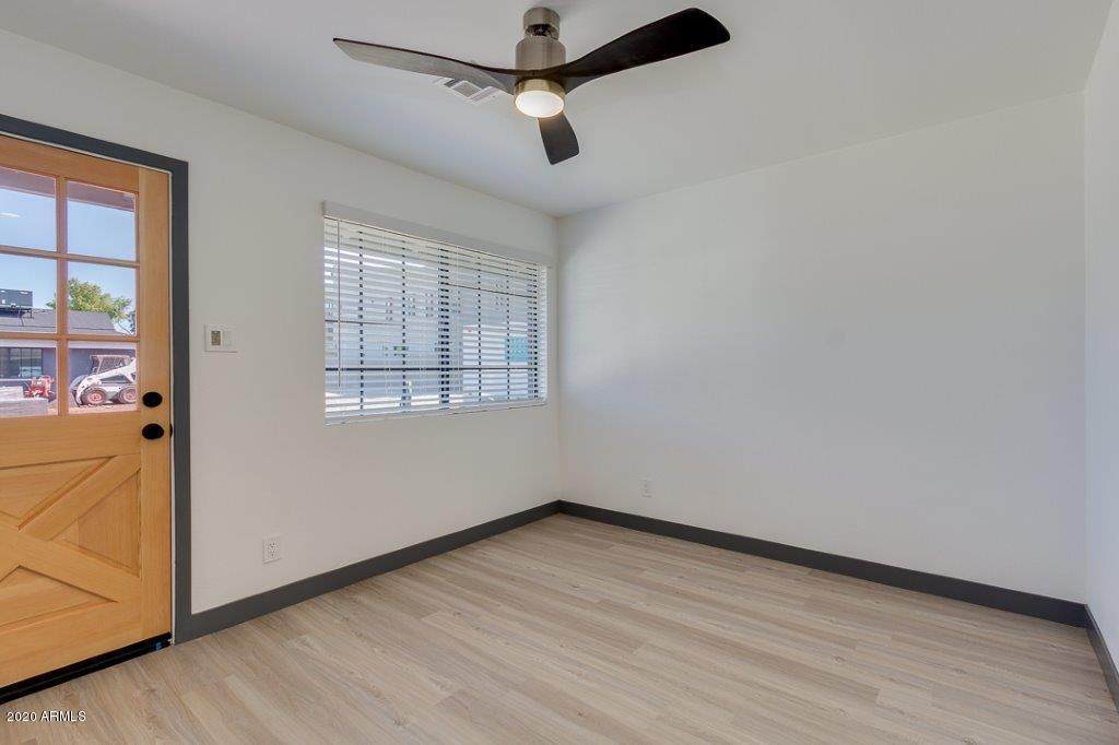 3107 69TH Place - Photo 1