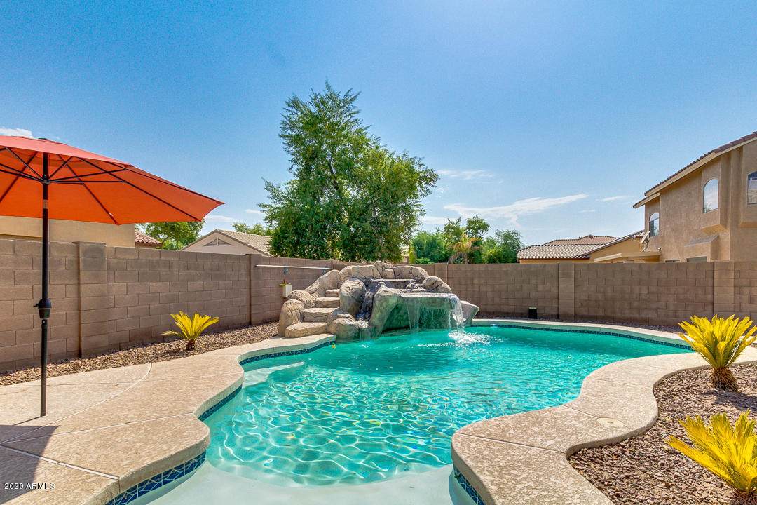 16359 Roosevelt Street - Photo 1