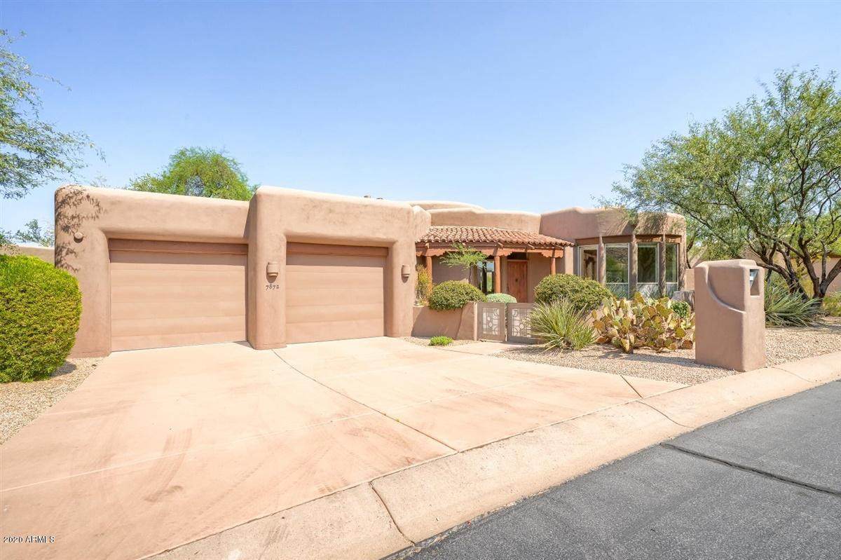 7872 Thorntree Drive - Photo 1