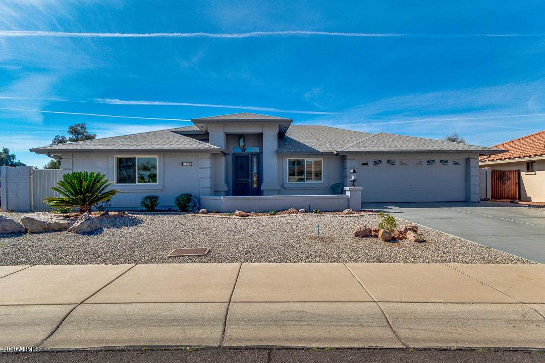 11033 Medina Avenue - Photo 1