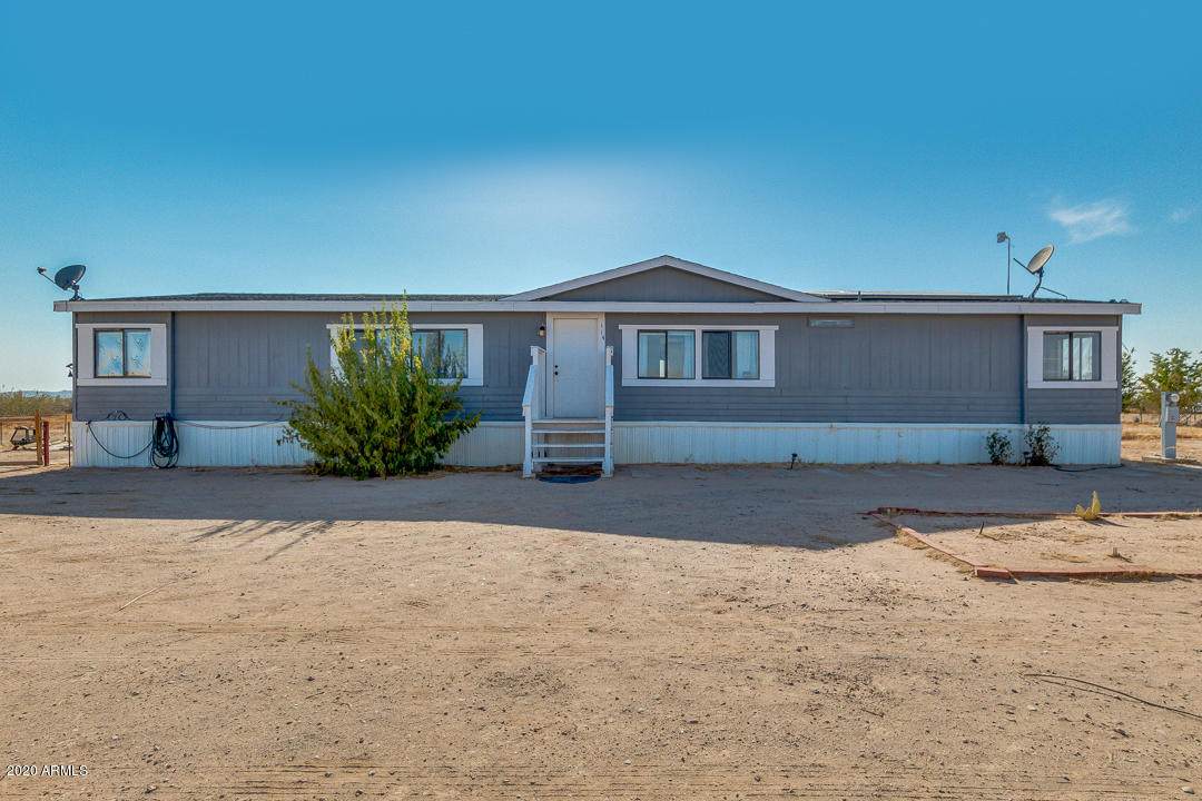 114 368TH Avenue - Photo 1