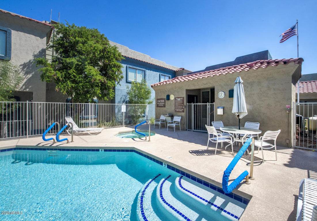 16525 Ave Of The Fountains - Photo 1