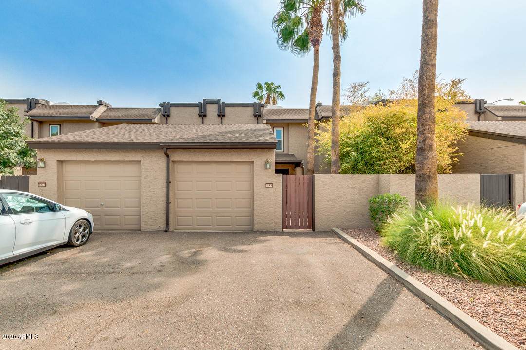 2208 Lindner Avenue - Photo 1