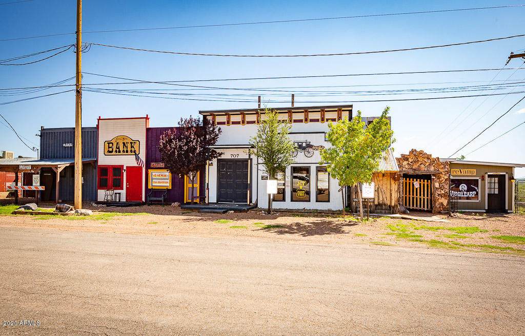 707 Allen Street - Photo 1