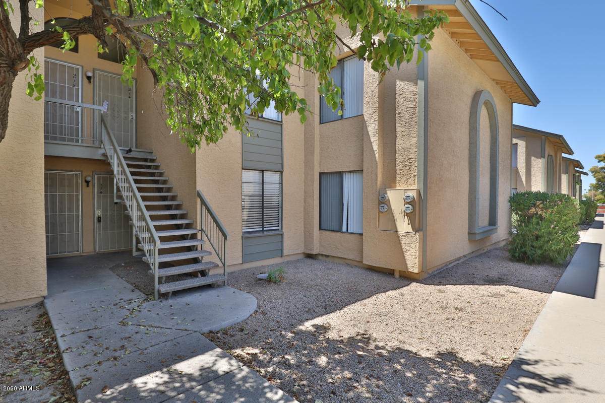 5236 Peoria Avenue - Photo 1