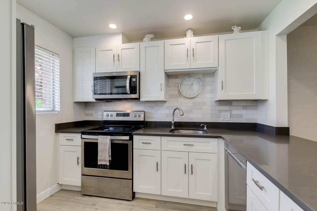 4701 68th Street - Photo 1