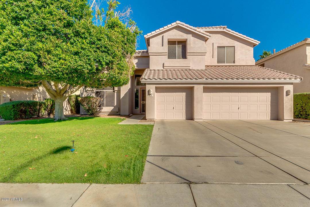 824 Azalea Drive - Photo 1