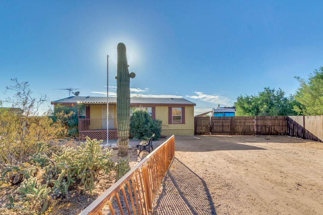 1375 Scenic Street - Photo 1