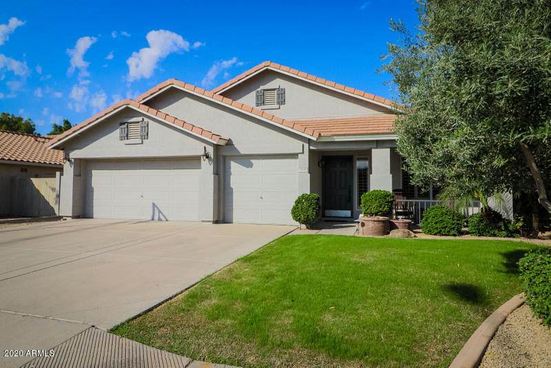5658 Hampton Circle - Photo 1