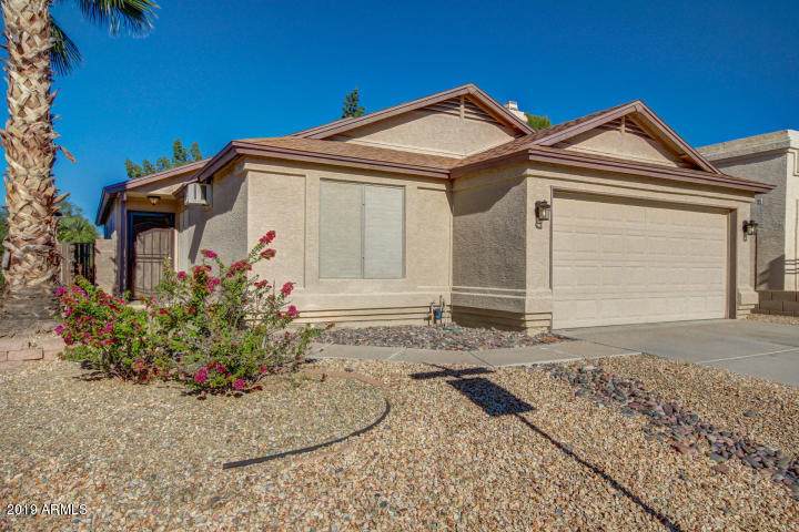 5944 Desert Cove Avenue - Photo 1