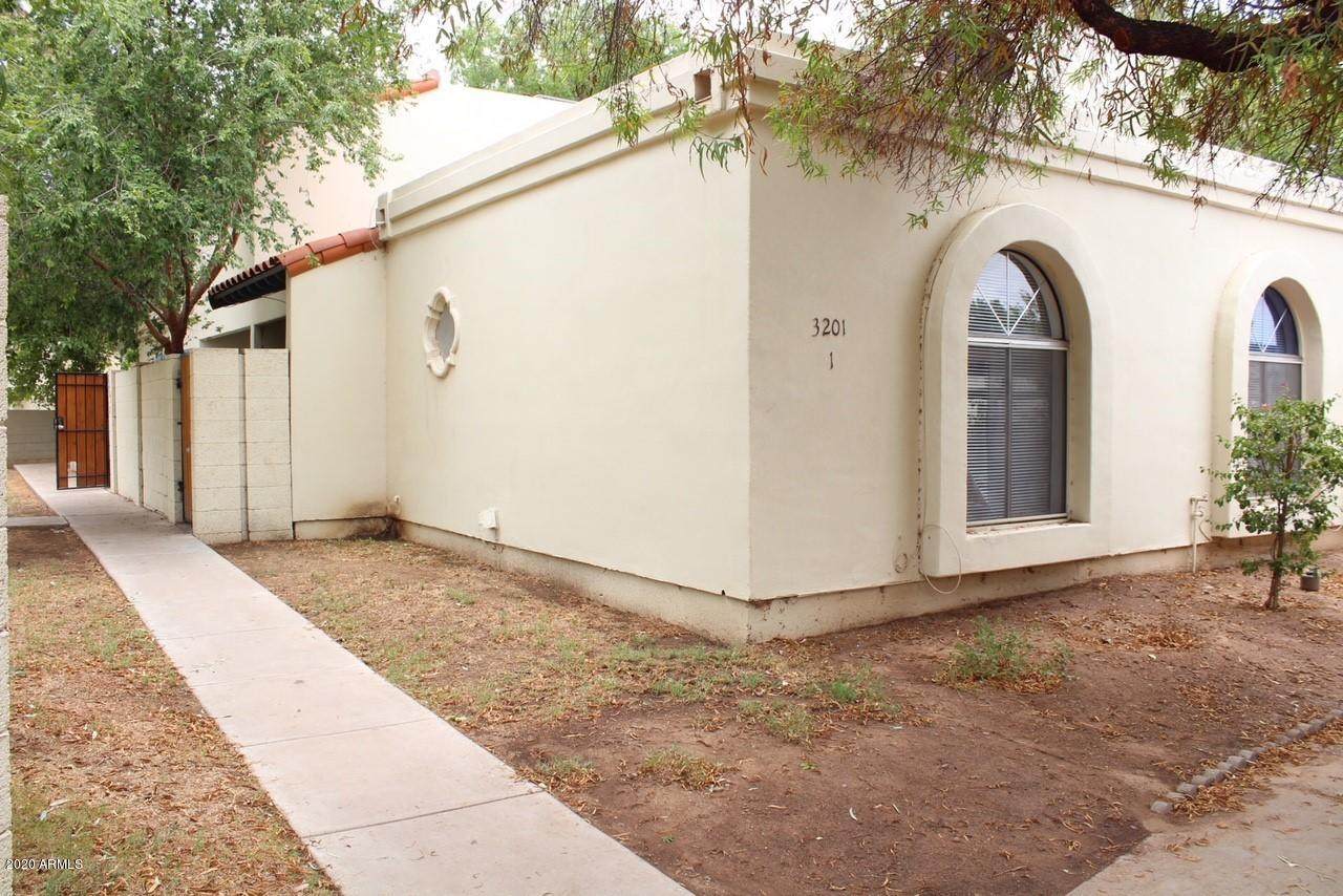 3201 Loma Lane - Photo 1