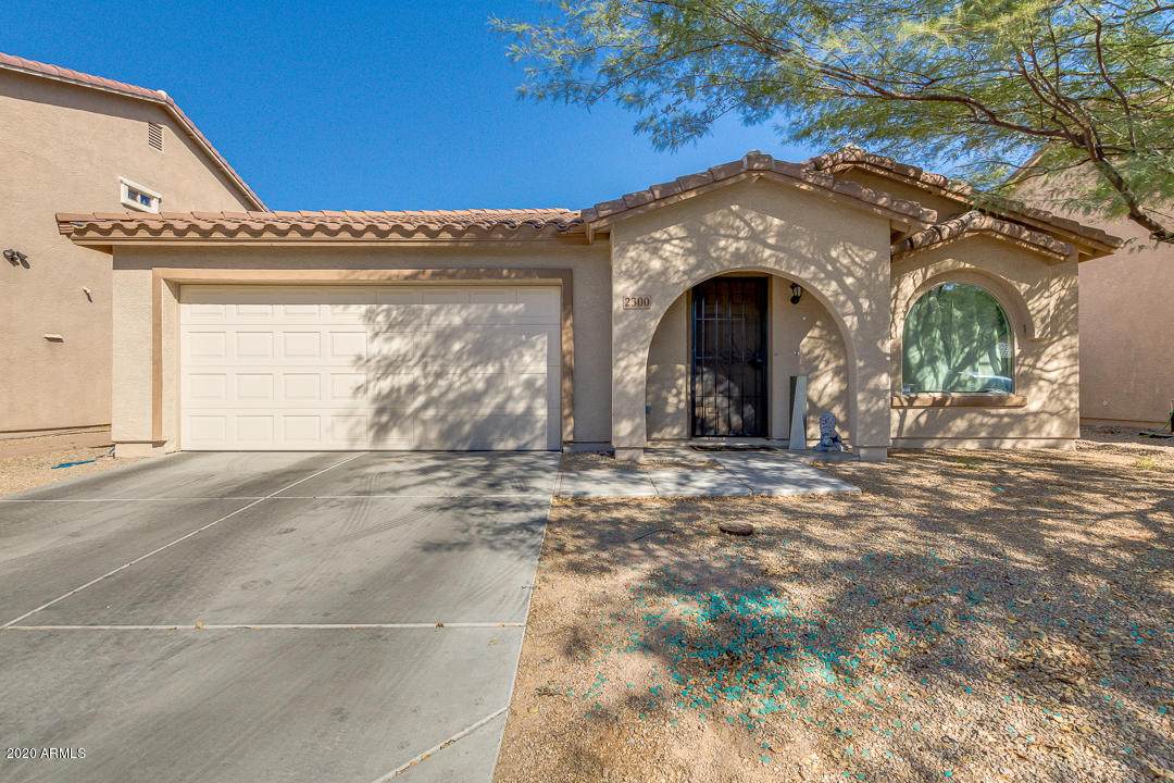 2300 Cochise Avenue - Photo 1