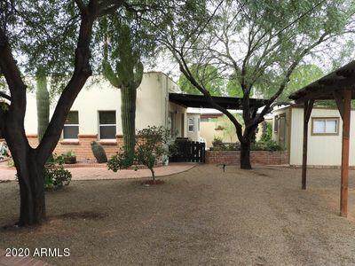 1423 Bryant Avenue - Photo 1