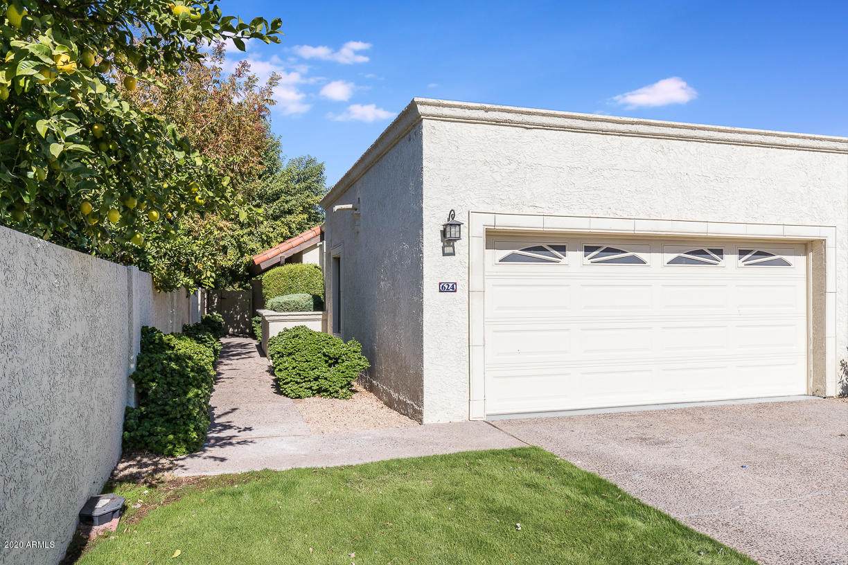 624 State Avenue - Photo 1
