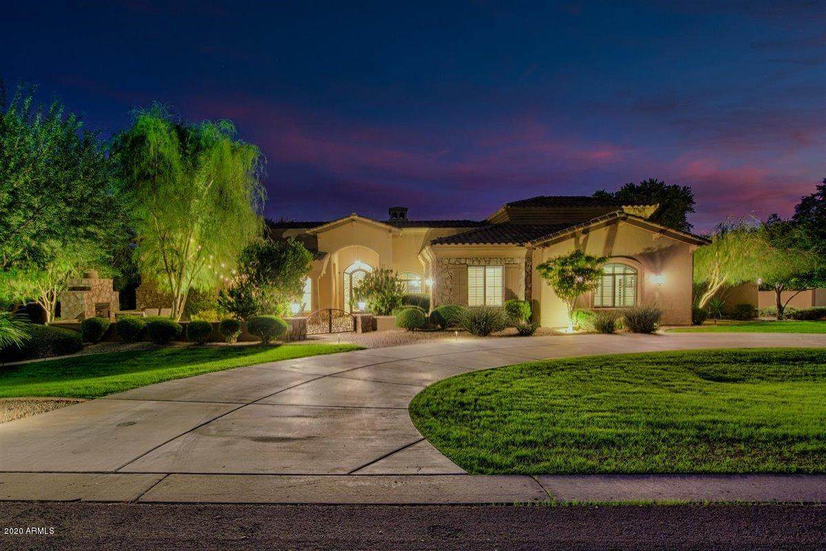 2493 Elmwood Place - Photo 1