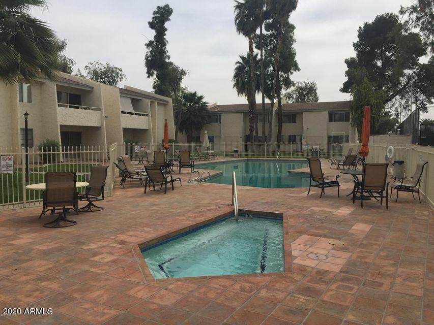 8055 Thomas Road - Photo 1