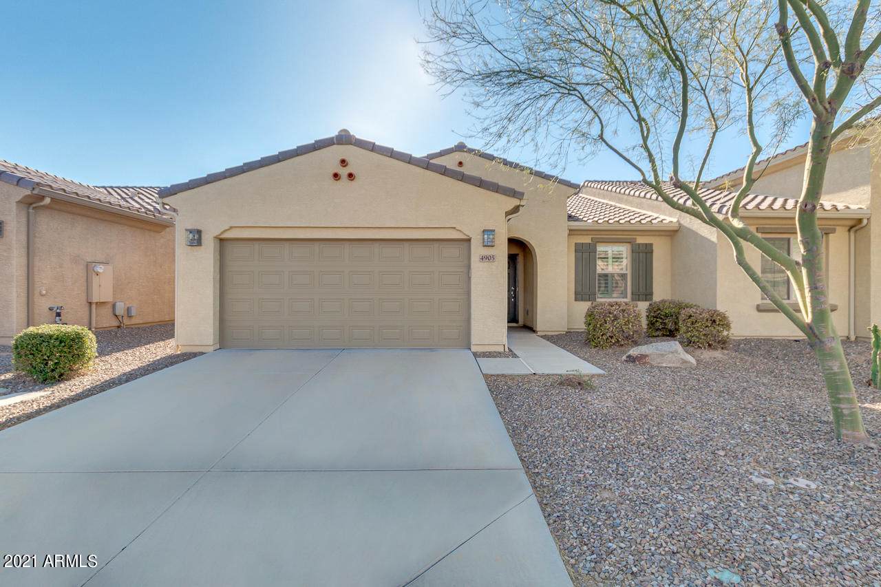 4905 Posse Drive - Photo 1