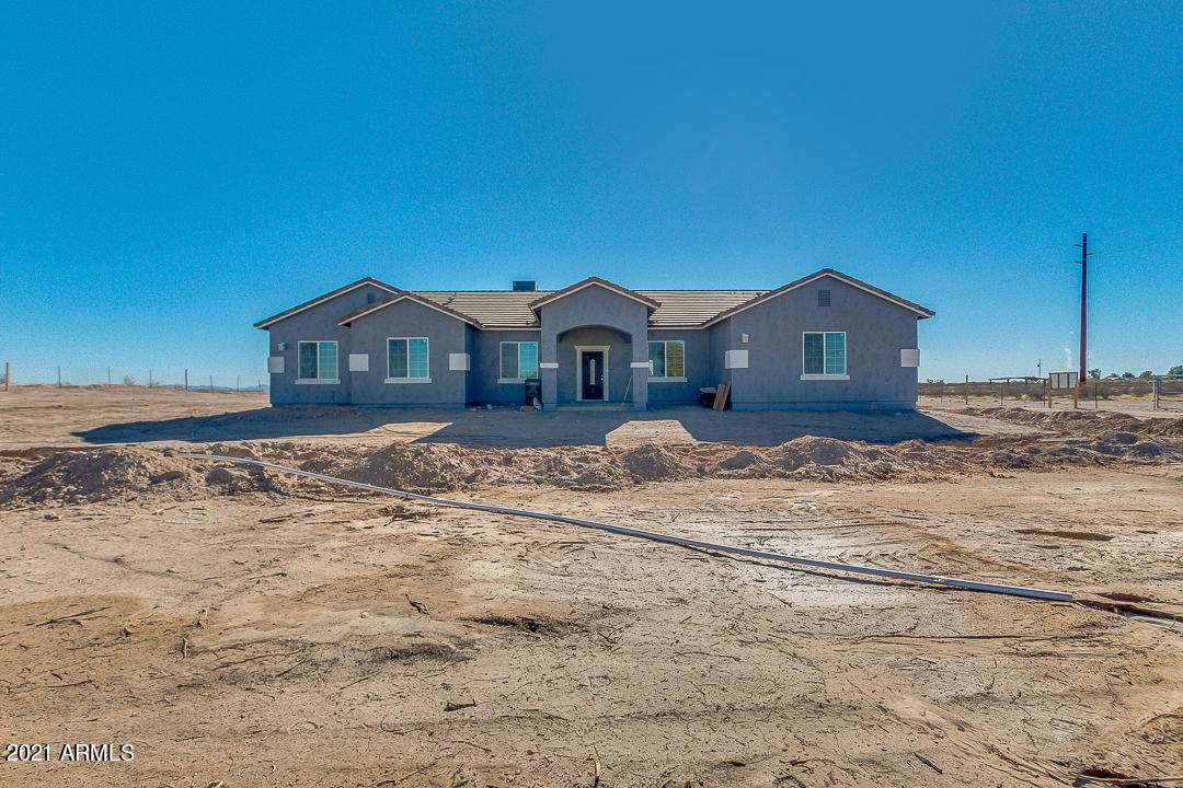 2811 363RD Avenue - Photo 1