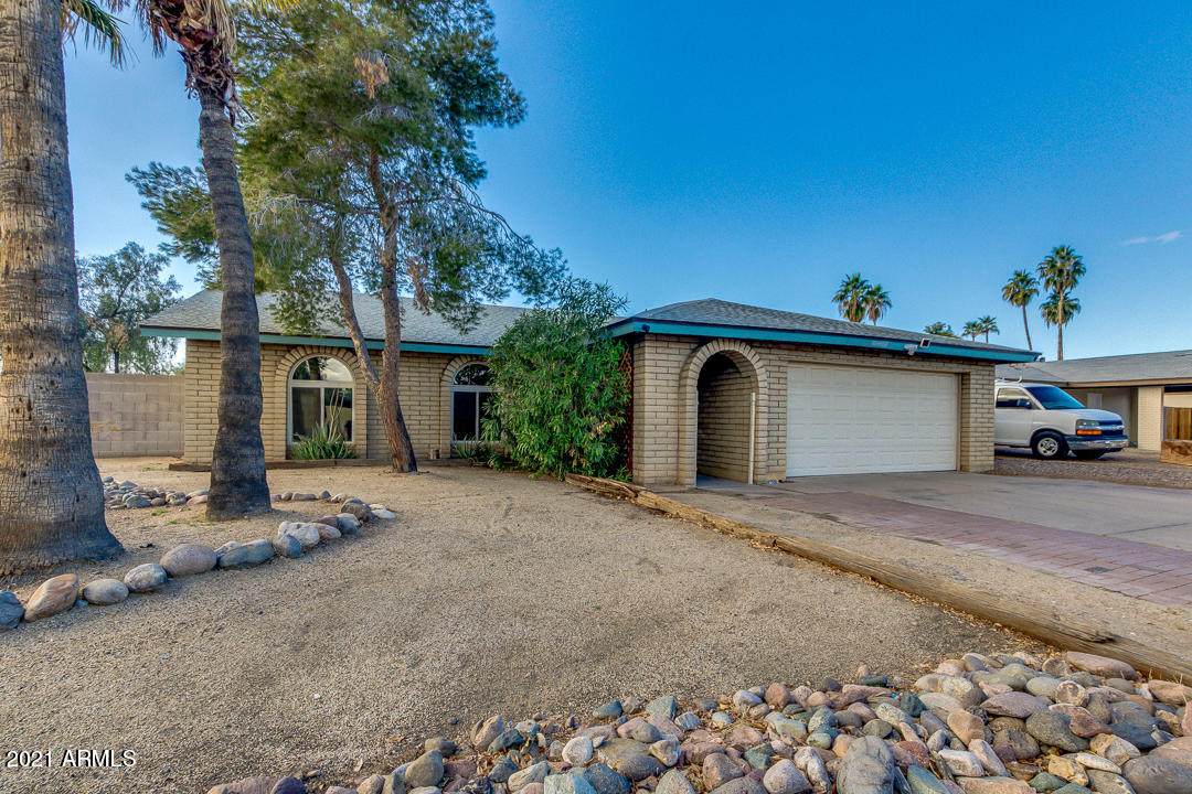 15402 61ST Avenue - Photo 1