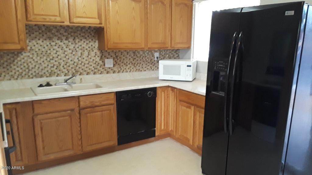 301 Hartford Road - Photo 1