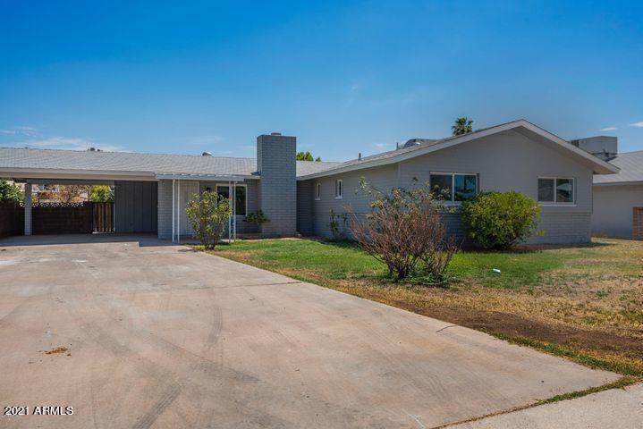 1055 Dragoon Avenue - Photo 1