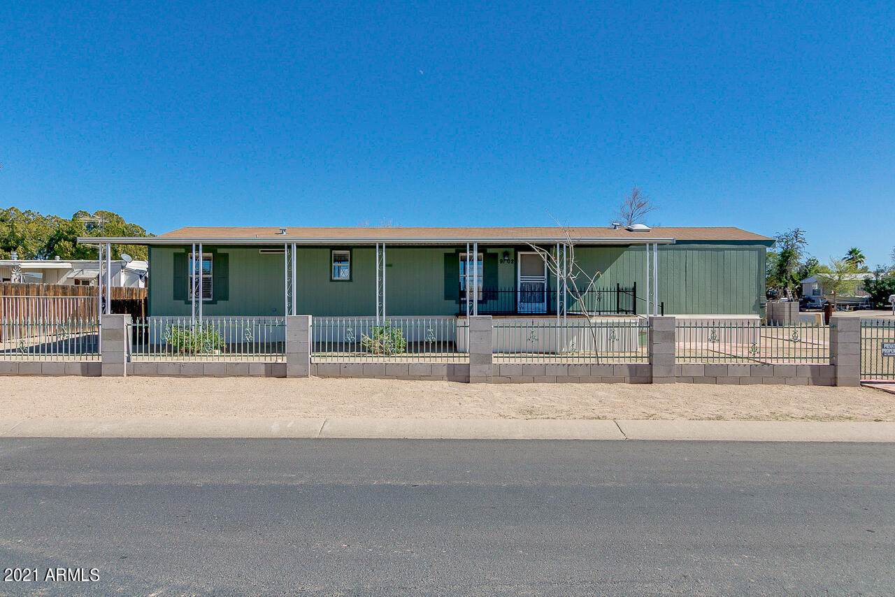 9102 Baywood Avenue - Photo 1
