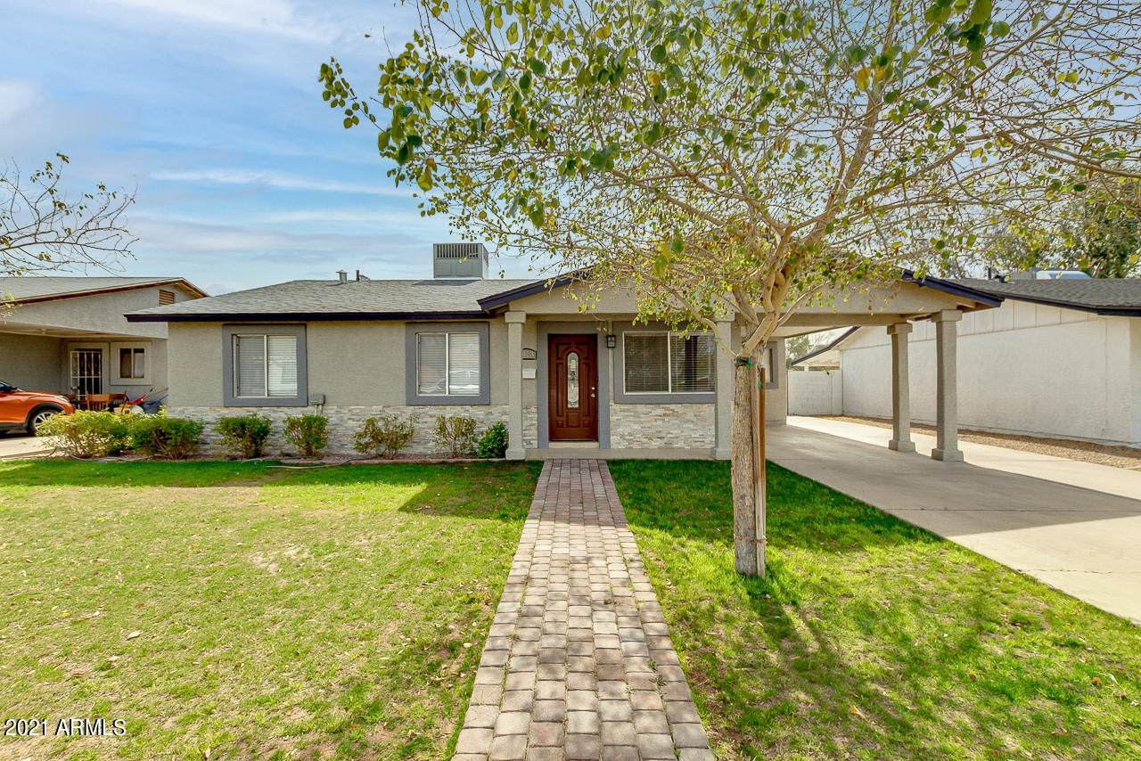 1413 Windsor Avenue - Photo 1