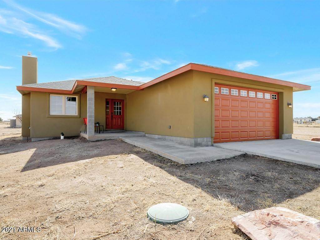 781 Firesky Lane - Photo 1