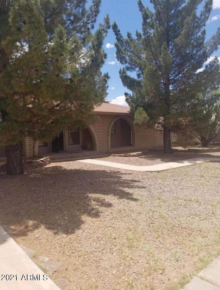 3035 12TH Street - Photo 1