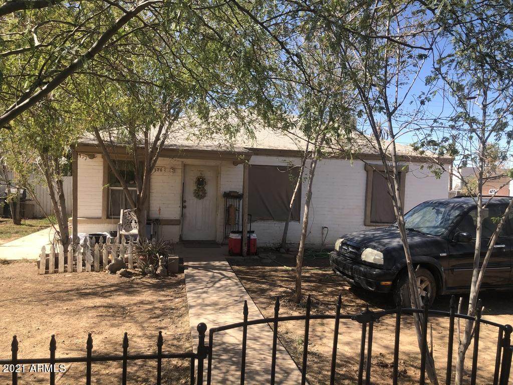 374 20TH Drive - Photo 1