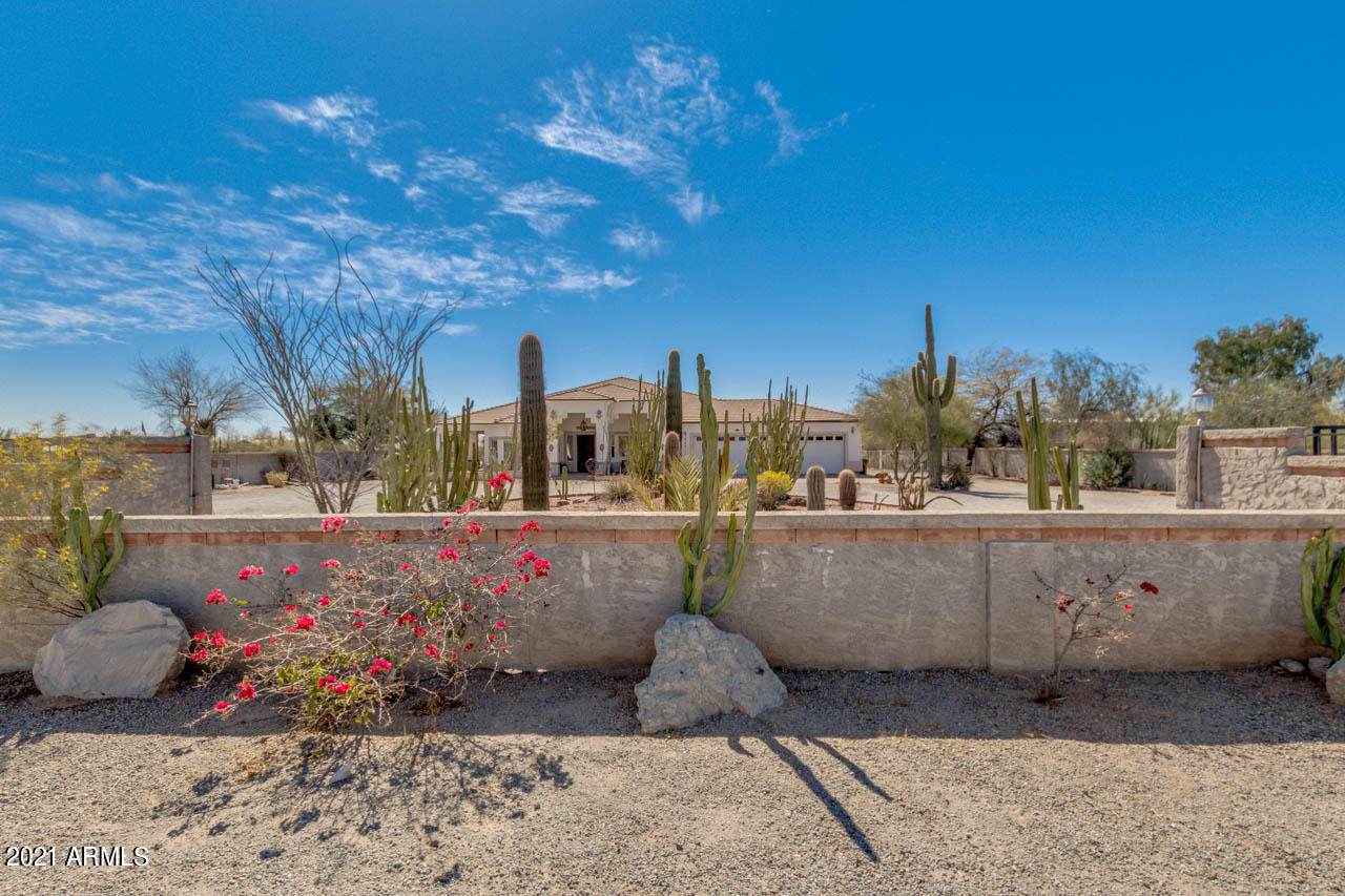 10937 Brown Road - Photo 1