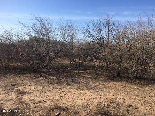 3225 Paraiso Drive - Photo 1