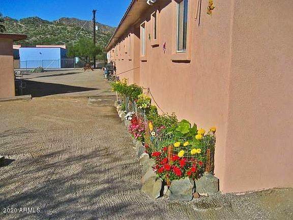 553 Esperanza Avenue - Photo 1